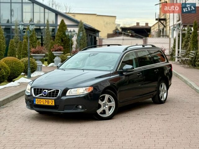 Сірий Вольво V70, об'ємом двигуна 2 л та пробігом 245 тис. км за 13950 $, фото 11 на Automoto.ua