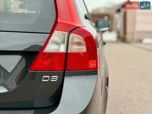 Сірий Вольво V70, об'ємом двигуна 2 л та пробігом 245 тис. км за 12500 $, фото 18 на Automoto.ua