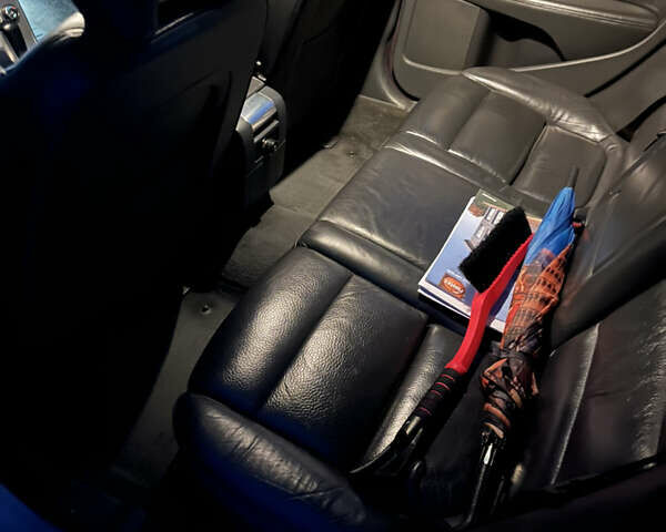 Серый Вольво В70, объемом двигателя 1.56 л и пробегом 198 тыс. км за 10500 $, фото 14 на Automoto.ua