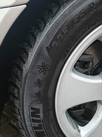 Серый Вольво В70, объемом двигателя 1.6 л и пробегом 205 тыс. км за 10500 $, фото 37 на Automoto.ua