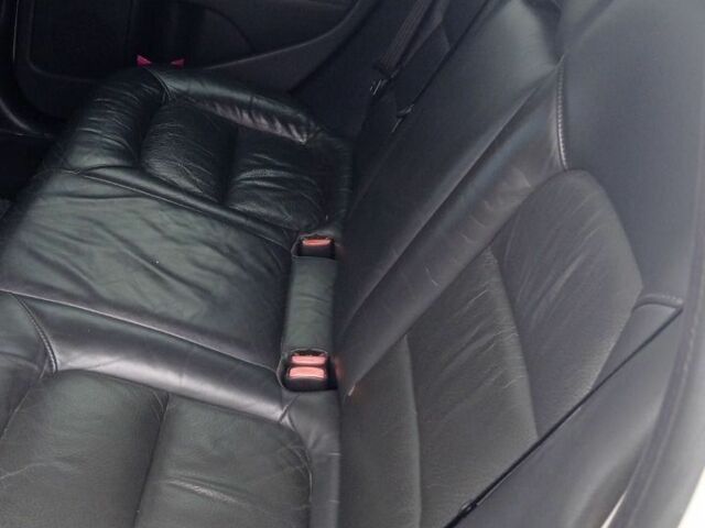 Сірий Вольво V70, об'ємом двигуна 2 л та пробігом 175 тис. км за 6500 $, фото 3 на Automoto.ua