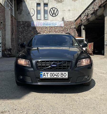 Сірий Вольво V70, об'ємом двигуна 1.6 л та пробігом 275 тис. км за 10000 $, фото 15 на Automoto.ua