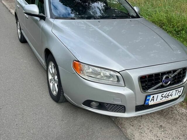 Сірий Вольво V70, об'ємом двигуна 2 л та пробігом 198 тис. км за 8400 $, фото 38 на Automoto.ua