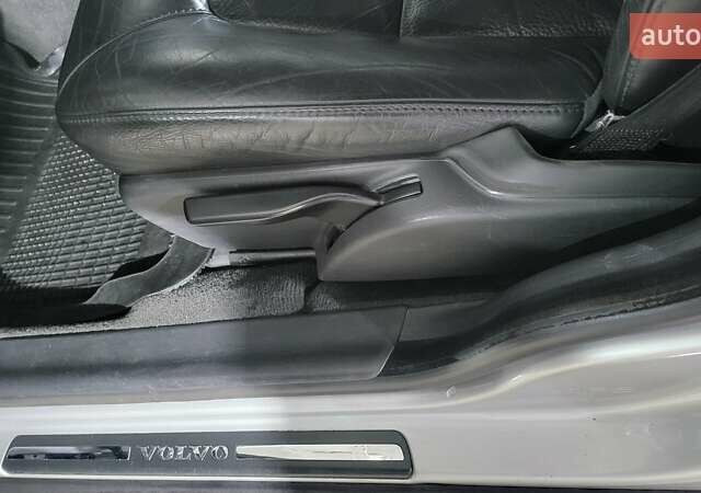 Вольво V70 2013 у Києві на Automoto.ua Сірий Вольво V70, об'ємом двигуна 2 л та пробігом 350 тис. км за 8000 $, фото 22 на Automoto.ua