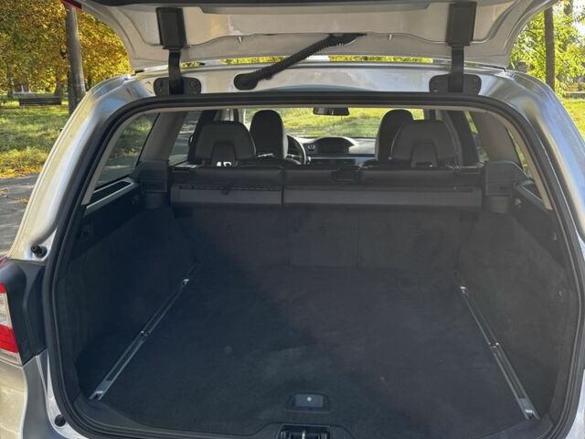 Серый Вольво В70, объемом двигателя 1.6 л и пробегом 220 тыс. км за 10500 $, фото 8 на Automoto.ua