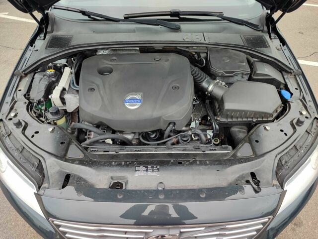 Серый Вольво В70, объемом двигателя 2 л и пробегом 256 тыс. км за 14899 $, фото 23 на Automoto.ua