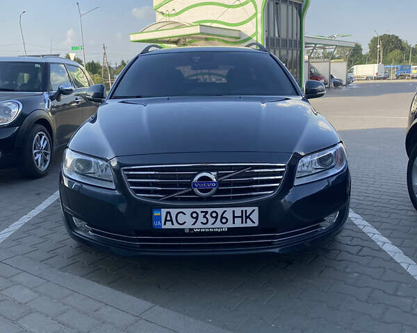 Серый Вольво В70, объемом двигателя 1.98 л и пробегом 280 тыс. км за 14999 $, фото 2 на Automoto.ua