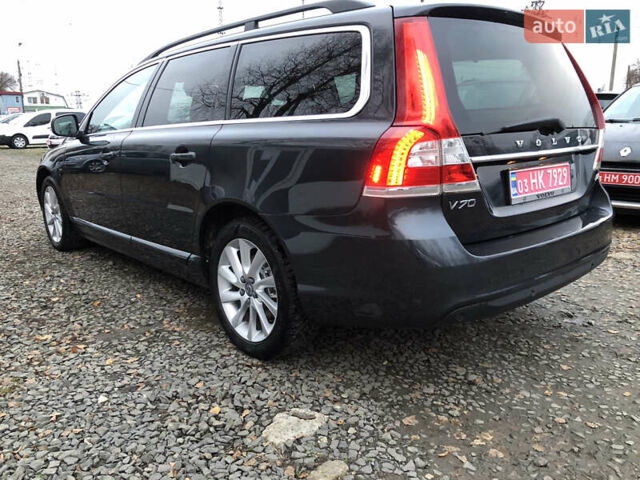 Серый Вольво В70, объемом двигателя 2 л и пробегом 260 тыс. км за 14900 $, фото 6 на Automoto.ua