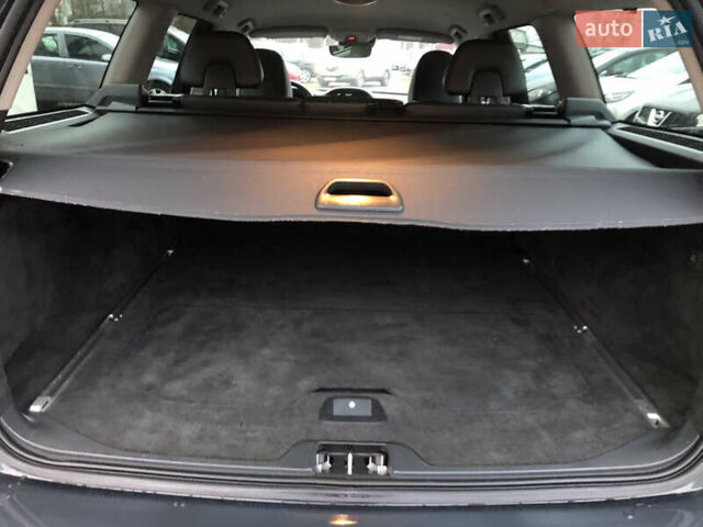 Серый Вольво В70, объемом двигателя 2 л и пробегом 260 тыс. км за 14900 $, фото 10 на Automoto.ua