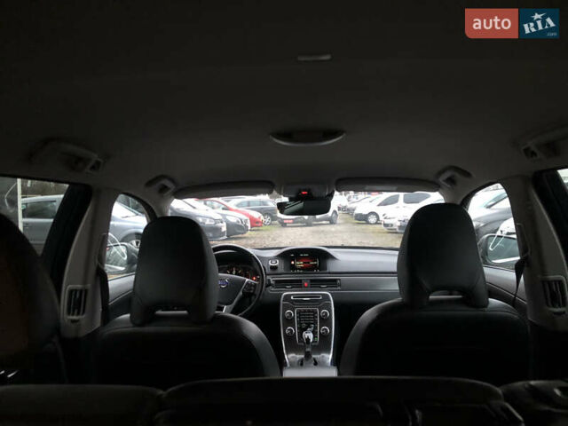 Серый Вольво В70, объемом двигателя 2 л и пробегом 260 тыс. км за 14900 $, фото 11 на Automoto.ua