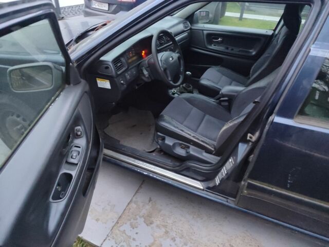 Синий Вольво В70, объемом двигателя 0 л и пробегом 489 тыс. км за 1084 $, фото 8 на Automoto.ua