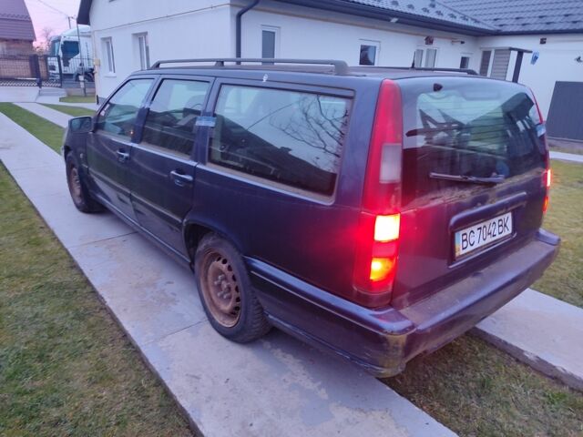 Синий Вольво В70, объемом двигателя 0 л и пробегом 489 тыс. км за 1084 $, фото 6 на Automoto.ua