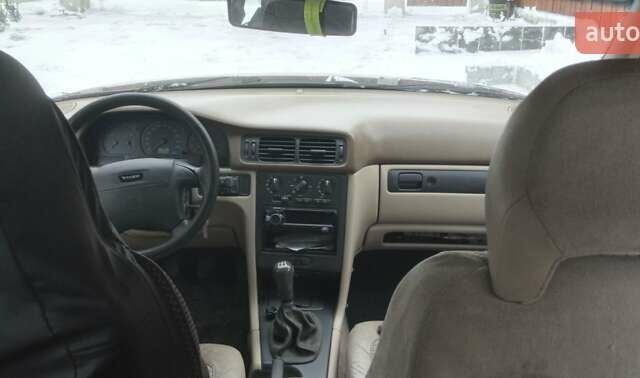 Синій Вольво V70, об'ємом двигуна 2 л та пробігом 345 тис. км за 4700 $, фото 5 на Automoto.ua