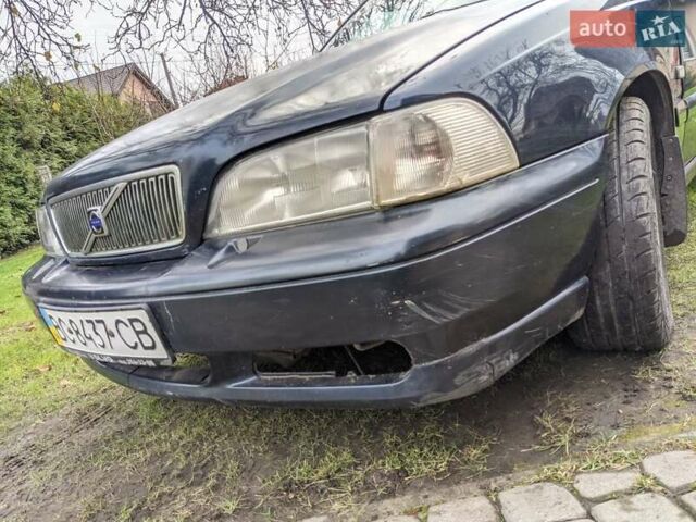 Синій Вольво V70, об'ємом двигуна 2.5 л та пробігом 335 тис. км за 4777 $, фото 12 на Automoto.ua