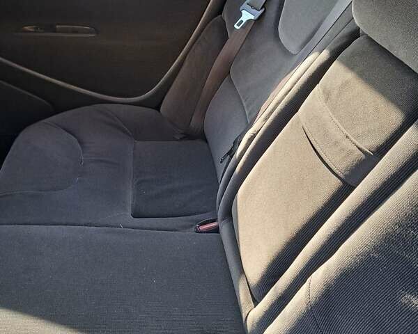 Синий Вольво В70, объемом двигателя 2.5 л и пробегом 390 тыс. км за 4999 $, фото 8 на Automoto.ua