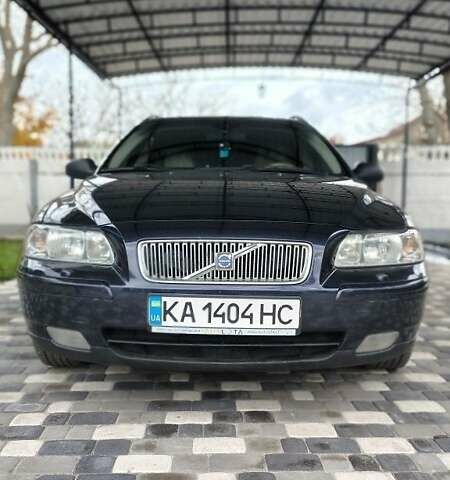 Синий Вольво В70, объемом двигателя 2.4 л и пробегом 377 тыс. км за 6400 $, фото 7 на Automoto.ua