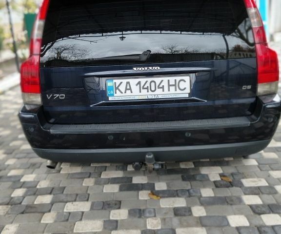 Синій Вольво V70, об'ємом двигуна 2.4 л та пробігом 377 тис. км за 6400 $, фото 2 на Automoto.ua