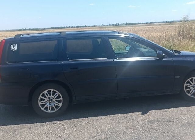 Синій Вольво V70, об'ємом двигуна 2.4 л та пробігом 450 тис. км за 1500 $, фото 6 на Automoto.ua