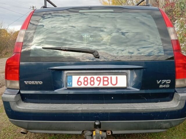 Синий Вольво В70, объемом двигателя 2 л и пробегом 590 тыс. км за 3600 $, фото 5 на Automoto.ua