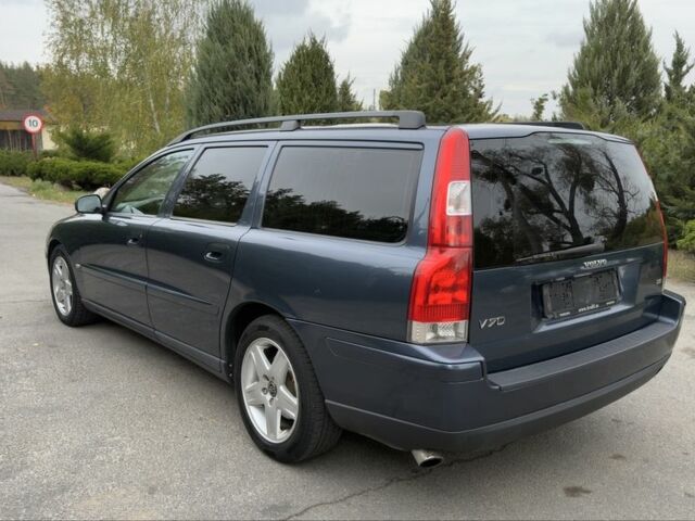 Вольво V70 2006 у Синельниковом на Automoto.ua Синій Вольво V70, об'ємом двигуна 2.4 л та пробігом 300 тис. км за 3190 $, фото 6 на Automoto.ua