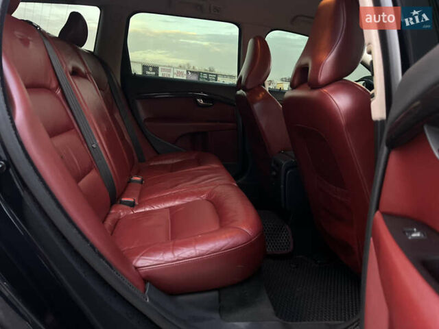 Синій Вольво V70, об'ємом двигуна 2.4 л та пробігом 390 тис. км за 7200 $, фото 29 на Automoto.ua