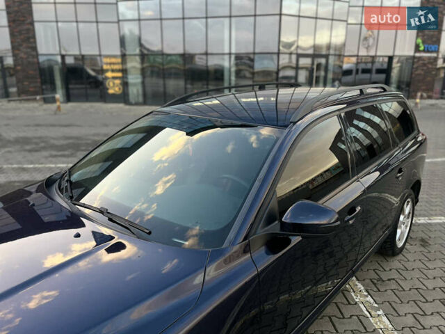 Синій Вольво V70, об'ємом двигуна 2.4 л та пробігом 390 тис. км за 7200 $, фото 3 на Automoto.ua