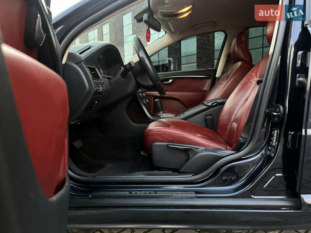 Синій Вольво V70, об'ємом двигуна 2.4 л та пробігом 390 тис. км за 7200 $, фото 19 на Automoto.ua