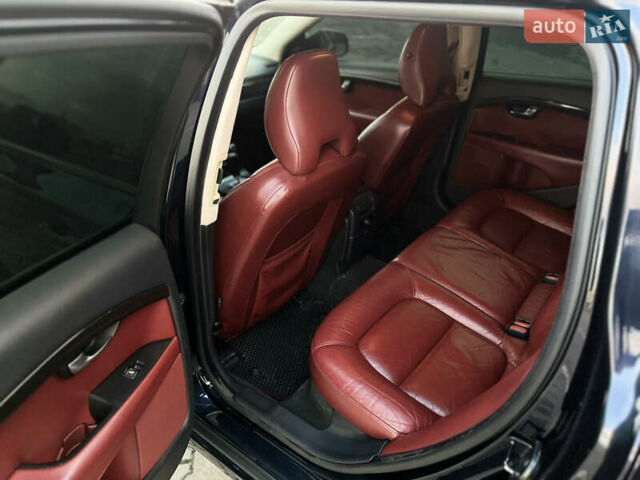 Синій Вольво V70, об'ємом двигуна 2.4 л та пробігом 390 тис. км за 7200 $, фото 27 на Automoto.ua