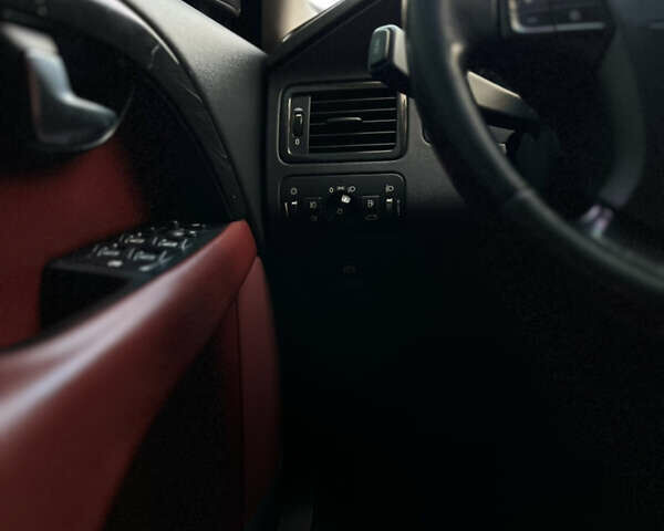 Синій Вольво V70, об'ємом двигуна 2.4 л та пробігом 390 тис. км за 7200 $, фото 38 на Automoto.ua