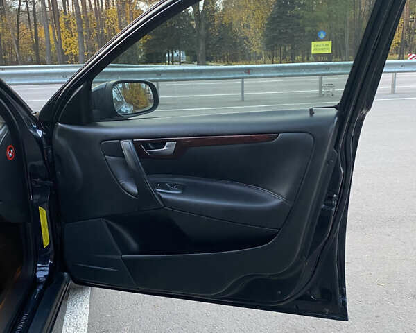 Синий Вольво В70, объемом двигателя 2.44 л и пробегом 315 тыс. км за 5500 $, фото 13 на Automoto.ua