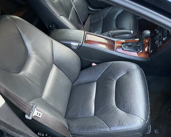 Синий Вольво В70, объемом двигателя 2.44 л и пробегом 315 тыс. км за 5500 $, фото 15 на Automoto.ua