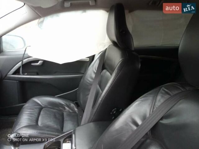 Синий Вольво В70, объемом двигателя 1.56 л и пробегом 253 тыс. км за 4000 $, фото 14 на Automoto.ua