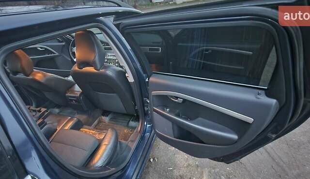 Синий Вольво В70, объемом двигателя 1.56 л и пробегом 275 тыс. км за 10500 $, фото 7 на Automoto.ua