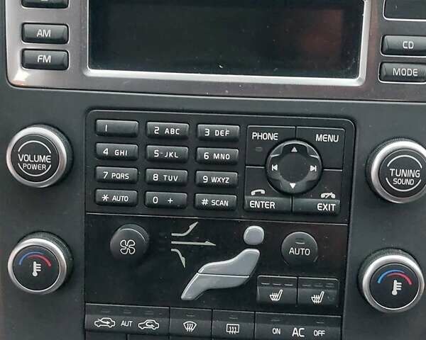 Синий Вольво В70, объемом двигателя 1.56 л и пробегом 200 тыс. км за 7300 $, фото 7 на Automoto.ua