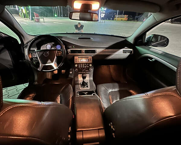 Синий Вольво В70, объемом двигателя 1.56 л и пробегом 224 тыс. км за 7500 $, фото 7 на Automoto.ua