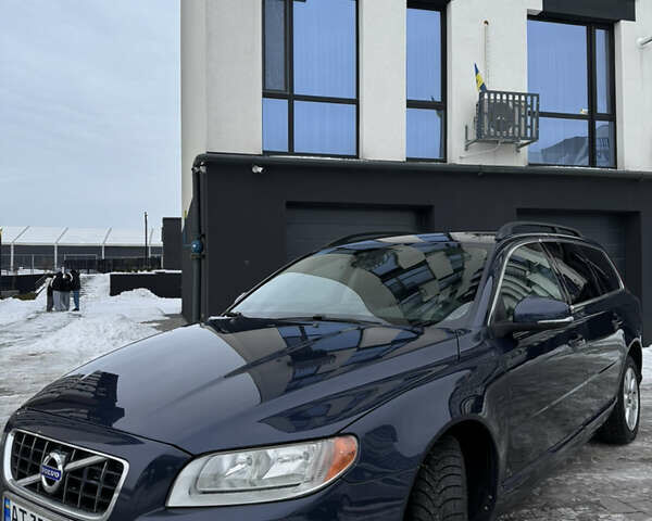 Синій Вольво V70, об'ємом двигуна 1.56 л та пробігом 240 тис. км за 10500 $, фото 4 на Automoto.ua