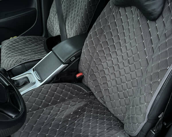 Синій Вольво V70, об'ємом двигуна 1.56 л та пробігом 240 тис. км за 10500 $, фото 24 на Automoto.ua