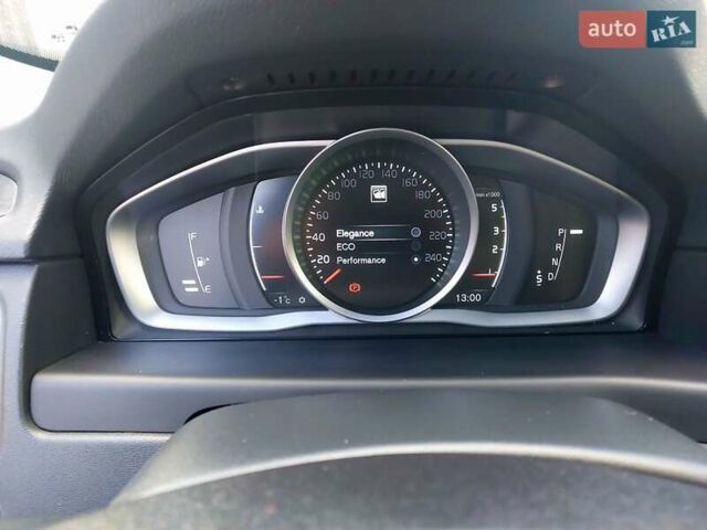 Синий Вольво В70, объемом двигателя 2 л и пробегом 246 тыс. км за 13777 $, фото 31 на Automoto.ua