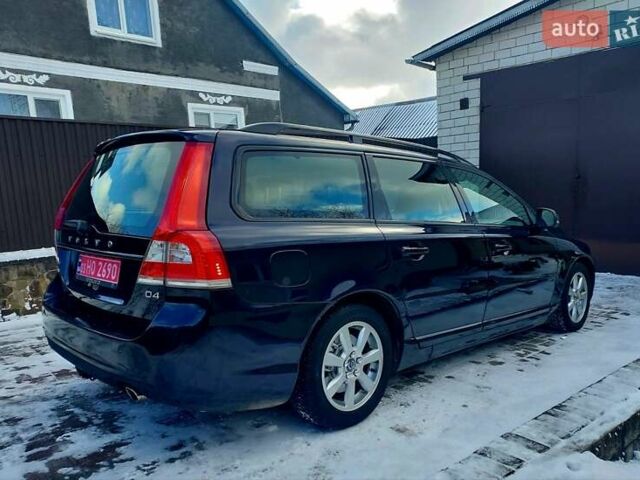 Синий Вольво В70, объемом двигателя 2 л и пробегом 246 тыс. км за 13777 $, фото 16 на Automoto.ua