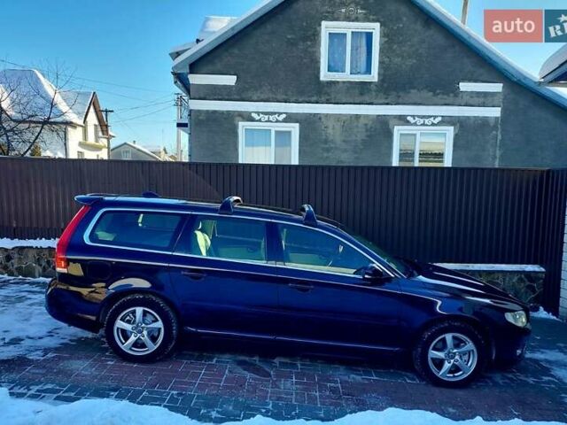 Синій Вольво V70, об'ємом двигуна 2 л та пробігом 232 тис. км за 14444 $, фото 22 на Automoto.ua