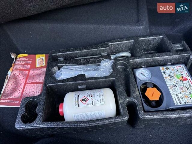 Белый Вольво В90, объемом двигателя 2 л и пробегом 242 тыс. км за 26300 $, фото 66 на Automoto.ua