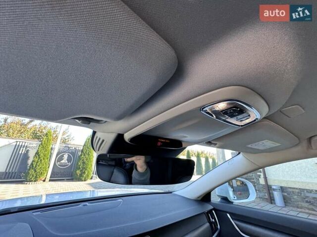 Белый Вольво В90, объемом двигателя 2 л и пробегом 242 тыс. км за 26300 $, фото 62 на Automoto.ua