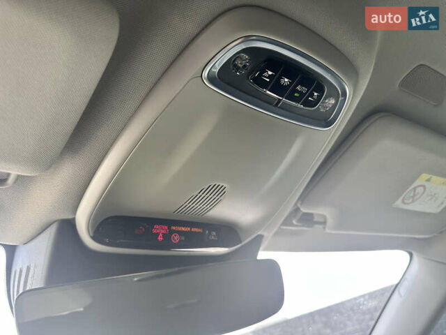 Белый Вольво В90, объемом двигателя 2 л и пробегом 144 тыс. км за 21700 $, фото 119 на Automoto.ua