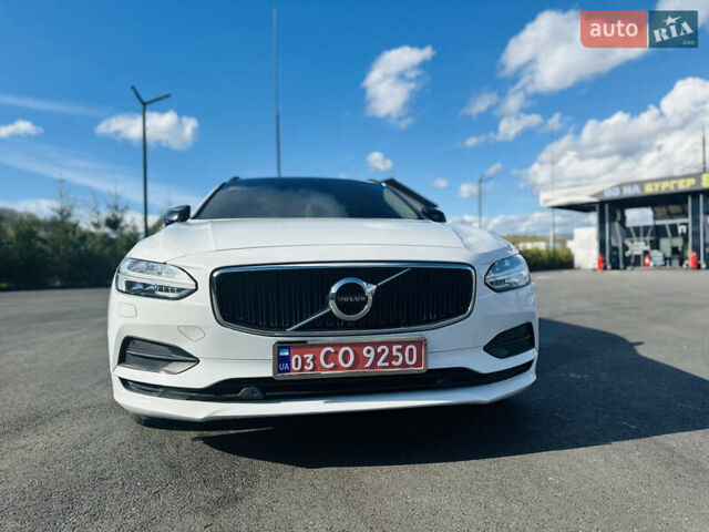 Белый Вольво В90, объемом двигателя 2 л и пробегом 144 тыс. км за 21700 $, фото 77 на Automoto.ua