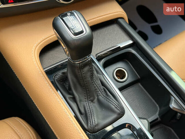 Белый Вольво В90, объемом двигателя 1.97 л и пробегом 59 тыс. км за 36900 $, фото 17 на Automoto.ua