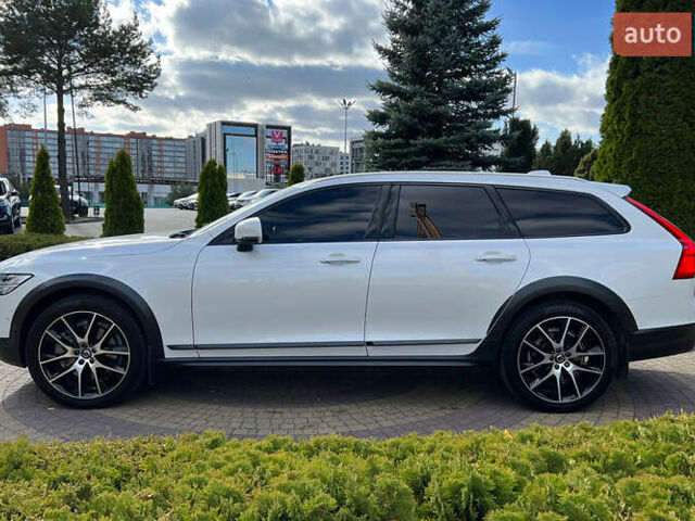 Белый Вольво В90, объемом двигателя 1.97 л и пробегом 59 тыс. км за 36900 $, фото 3 на Automoto.ua