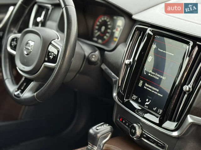 Білий Вольво В90, об'ємом двигуна 1.97 л та пробігом 250 тис. км за 28555 $, фото 9 на Automoto.ua