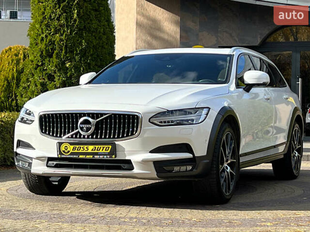 Белый Вольво В90, объемом двигателя 1.97 л и пробегом 59 тыс. км за 36900 $, фото 2 на Automoto.ua