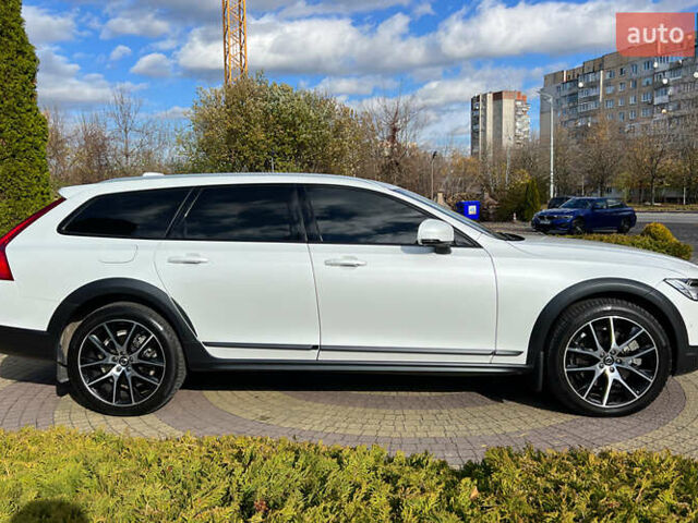 Белый Вольво В90, объемом двигателя 1.97 л и пробегом 59 тыс. км за 36900 $, фото 7 на Automoto.ua