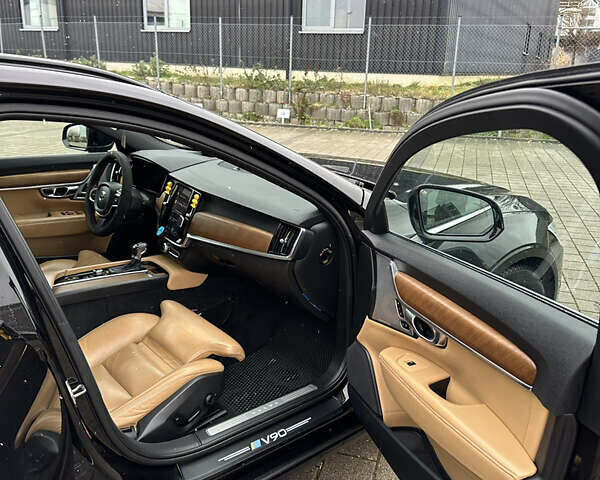 Чорний Вольво В90, об'ємом двигуна 1.97 л та пробігом 320 тис. км за 25000 $, фото 7 на Automoto.ua